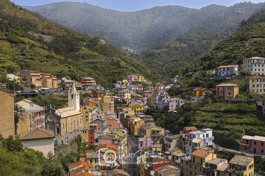 Riomaggiore – farbenfrohe Häuser am Ligurischen Meer