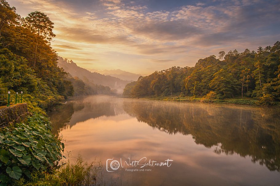 Morgenstimmung am Mahaweli Fluss in Sri Lanka