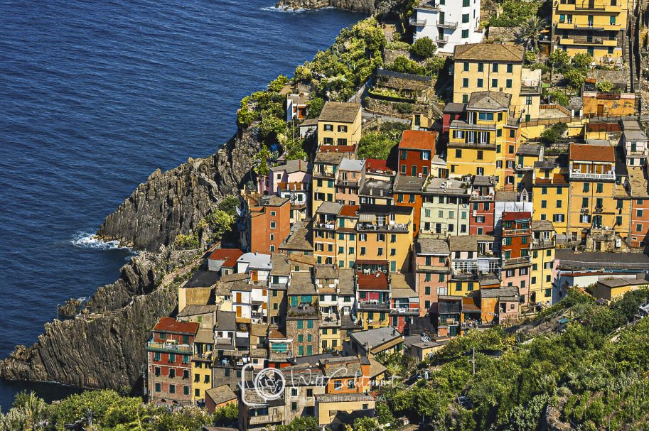 Riomaggiore Hafen – farbenfrohe Häuser am Ligurischen Meer